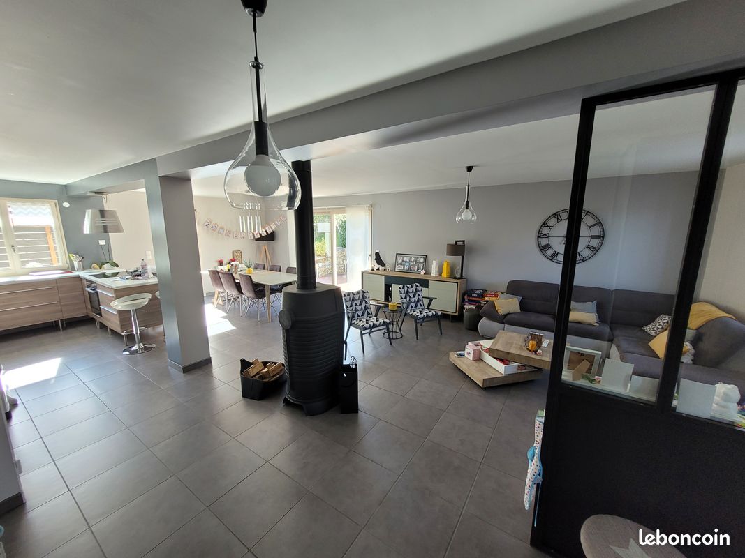 Maison 5 pièces 140 m² · à Corcelles-les-Monts · 140 m² · 457 000 €