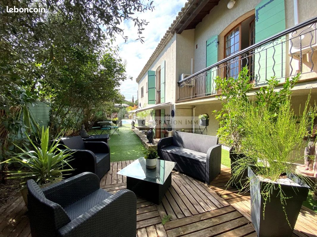 Maison 8 pièces 204 m² · à Beaucaire · 204 m² · 379 000 €