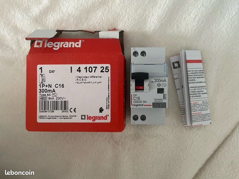 AnnonceDisjoncteur legrand c2 - Disjoncteurs chez