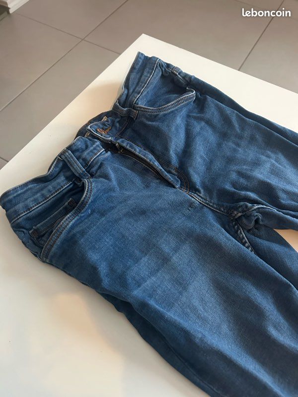 Jean Pimkie Cool Slim Fit Destructuré Avec Genouillères - Taille 38 - Neuf Sans étiquettes - Modèle RC1118