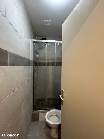 https://img.leboncoin.fr/api/v1/lbcpb1/images/a1/60/38/a160380e8972ae73f96c968c37dc877b61175da1.jpg?rule=ad-image