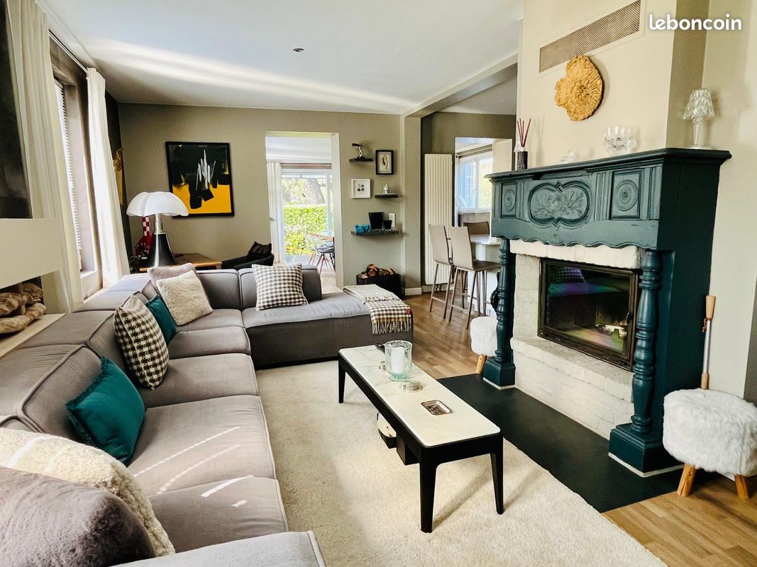 Maison 5 pièces 218 m² · à Ambilly · 218 m² · 1 490 000 €