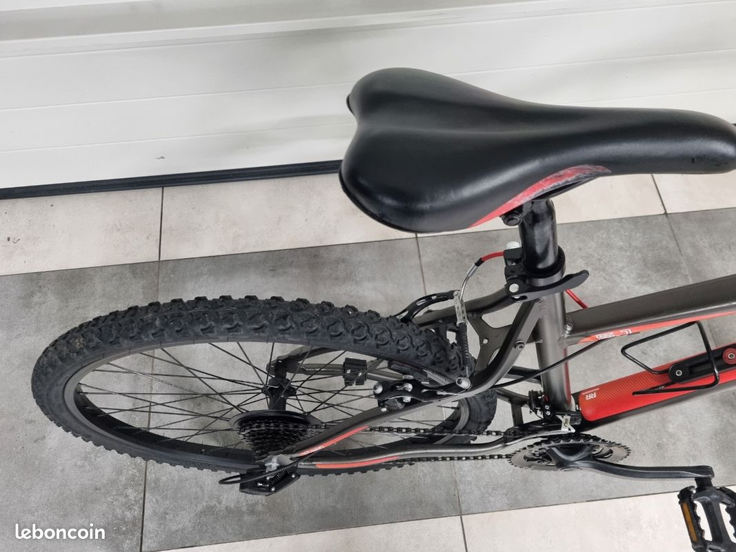 Vélo vtt taille S 26 pouces rockrider (image 2)