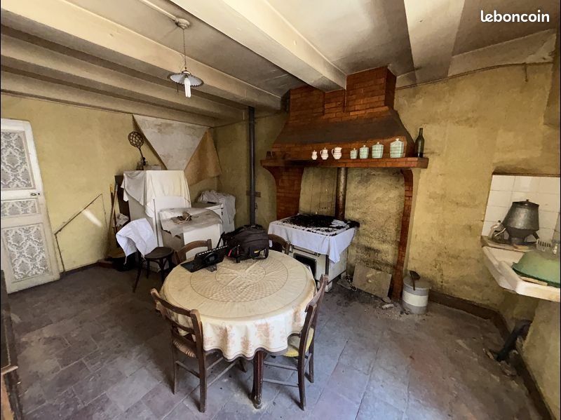 Maison 3 pièces 105 m² · à Saint-Gervais-sur-Mare · 105 m² · 55 000 €