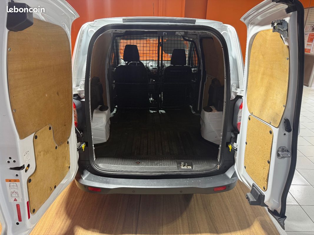 FORD TRANSIT COURIER FOURGON GN 1.5 TDCi 75 TREND (image 7)