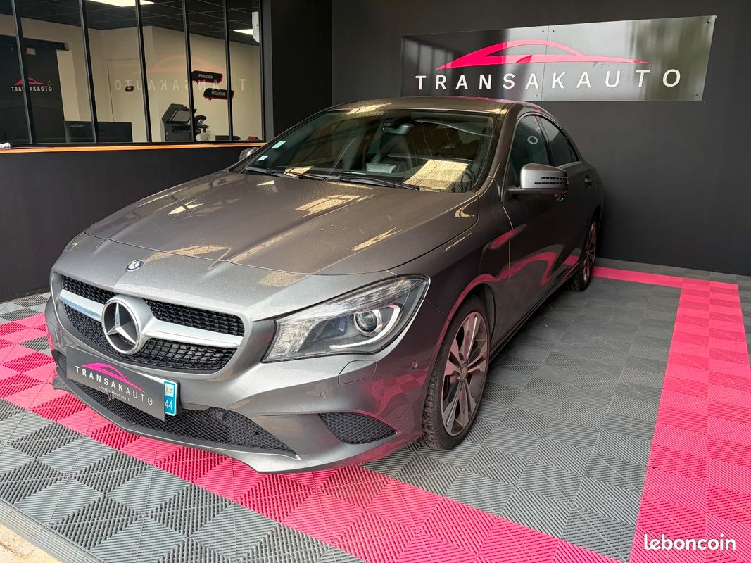 MERCEDES CLASSE CLA Essence 180 122ch Sensation / Entretien complet Mercedes / Véhicule propre (image 1)