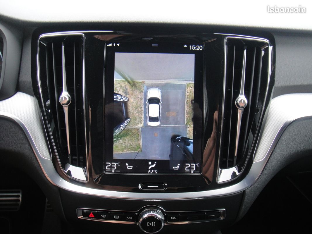 VOLVO S60 T8 Twin Engine 303 + 87ch R-Design Geartronic 8 (image 13)