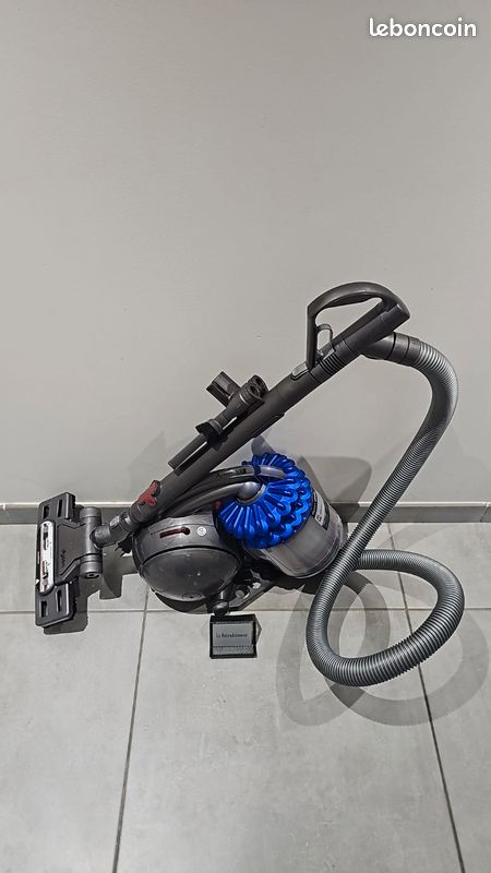 Aspirateur Dyson DC52 1300 W avec brosse PNEUMATIQUE Traîneau / DC 52 / COMPLET ET RÉVISÉ / A4 (image 1)