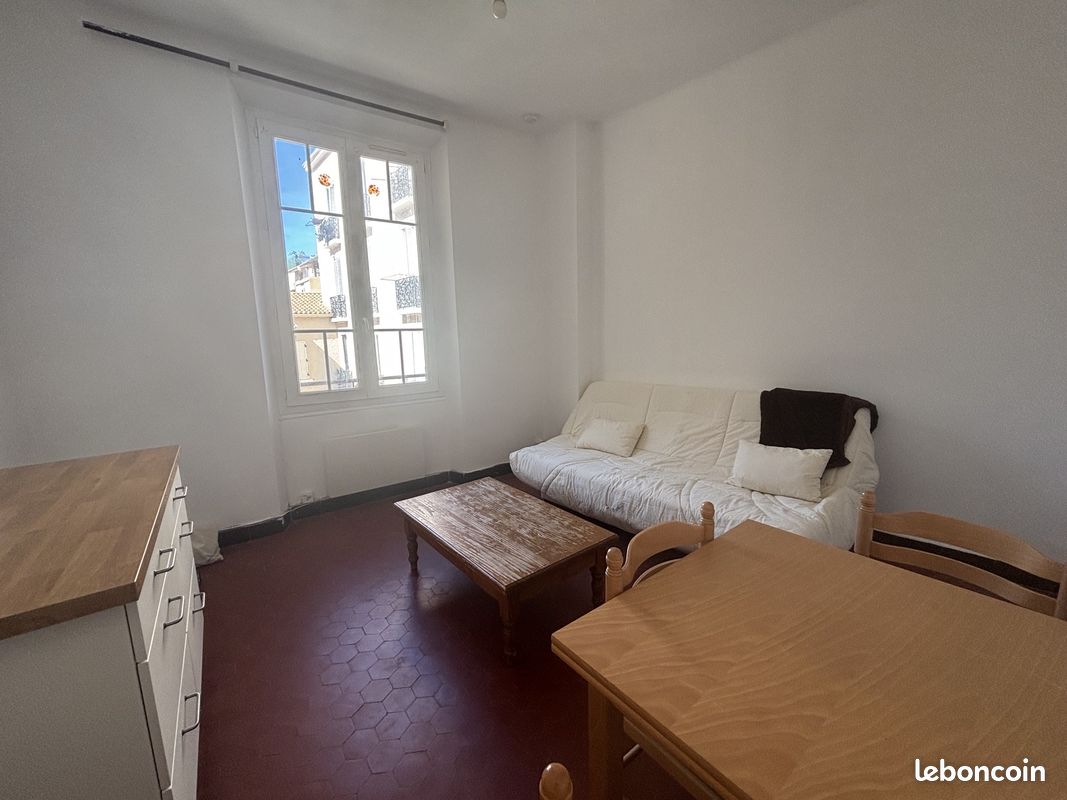 Appartement 1 pièce 28 m² · à Toulon · 28 m² · 530 €/mois