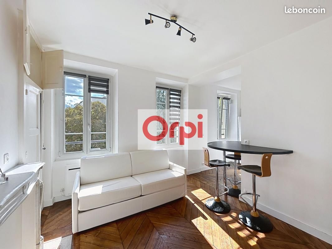 Appartement 1 pièce 20 m² · à Châtillon · 20 m² · 719 €/mois