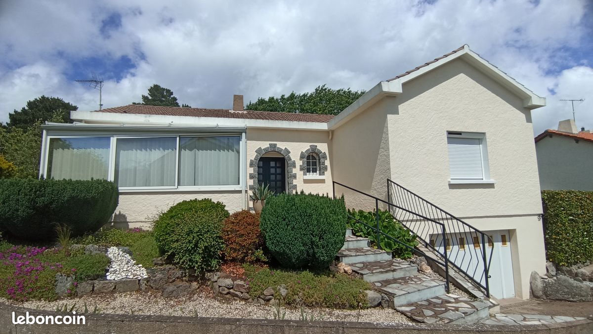 Maison 6 pièces 118 m² · à Cholet · 118 m² · 220 000 €