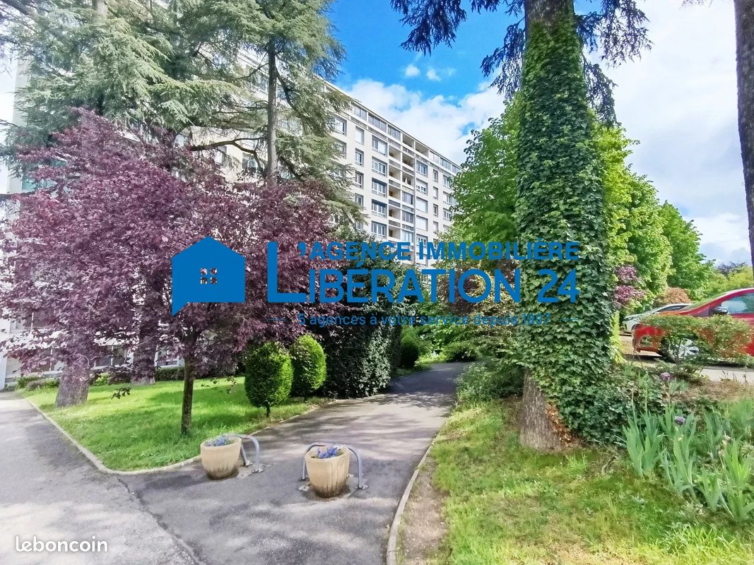 Appartement 3 pièces 86 m² · à Saint-Étienne · 86 m² · 764 €