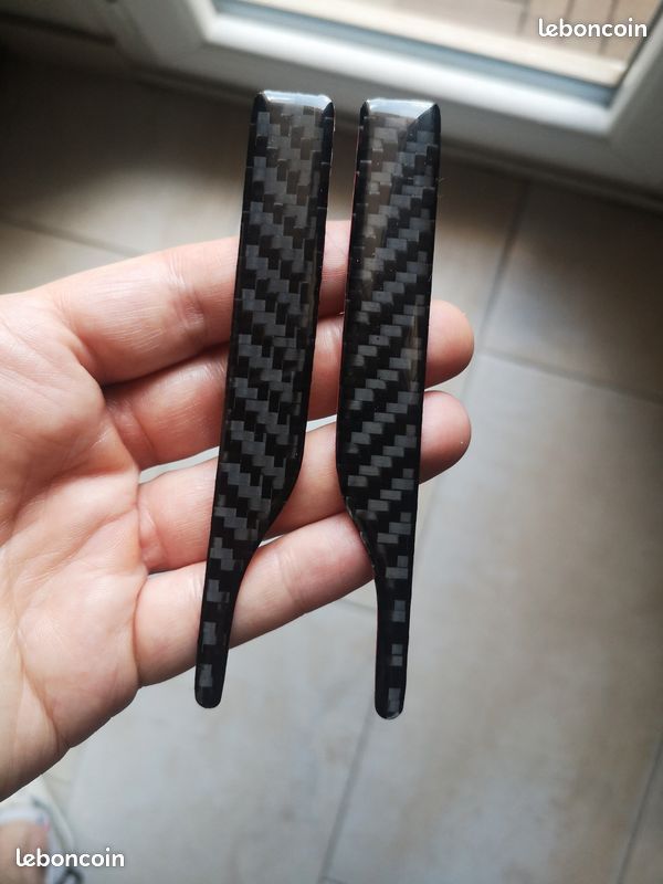 Paire de bandes de protection (effet fibre carbone) pour rétroviseurs extérieurs (image 2)