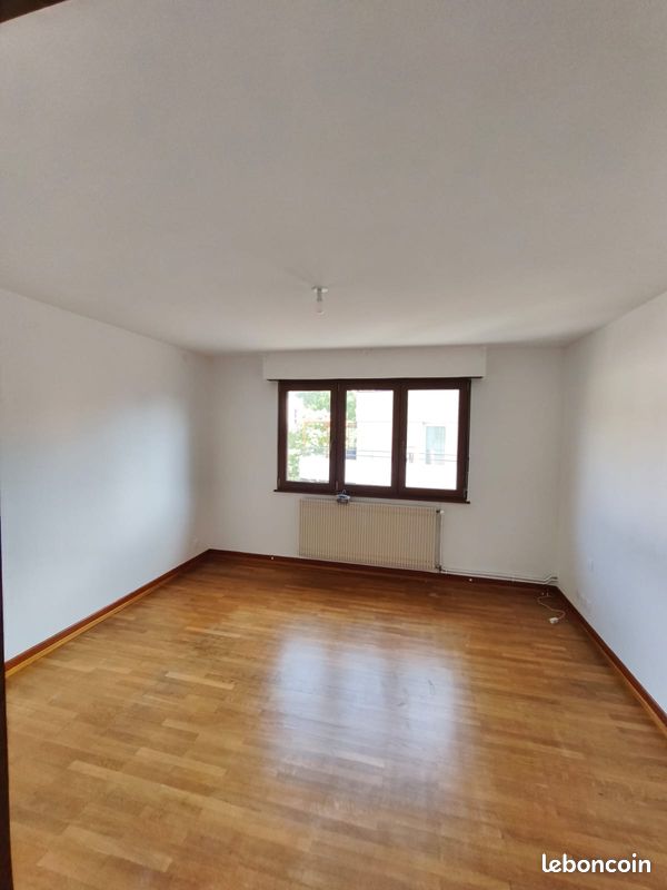 Appartement 3 pièces 83 m² · à Oberhausbergen · 83 m² · 1 100 €