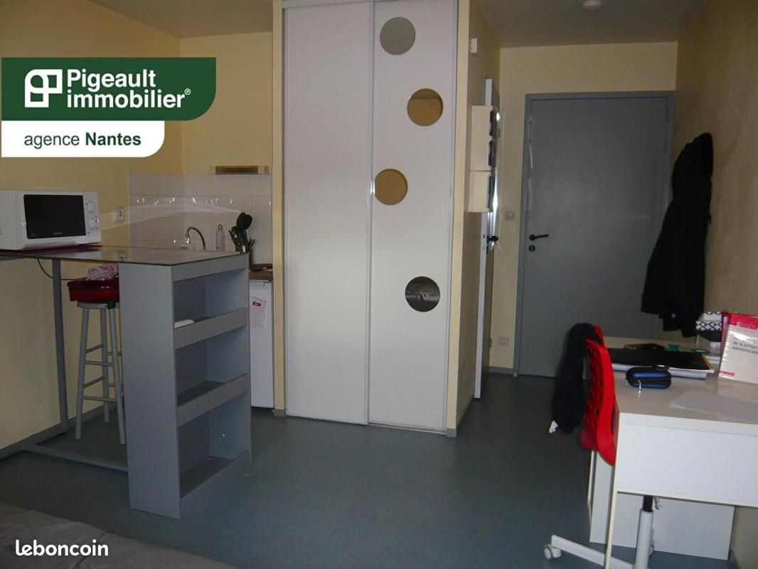 Appartement 1 pièce 18 m² · à Nantes · 18 m² · 376 €