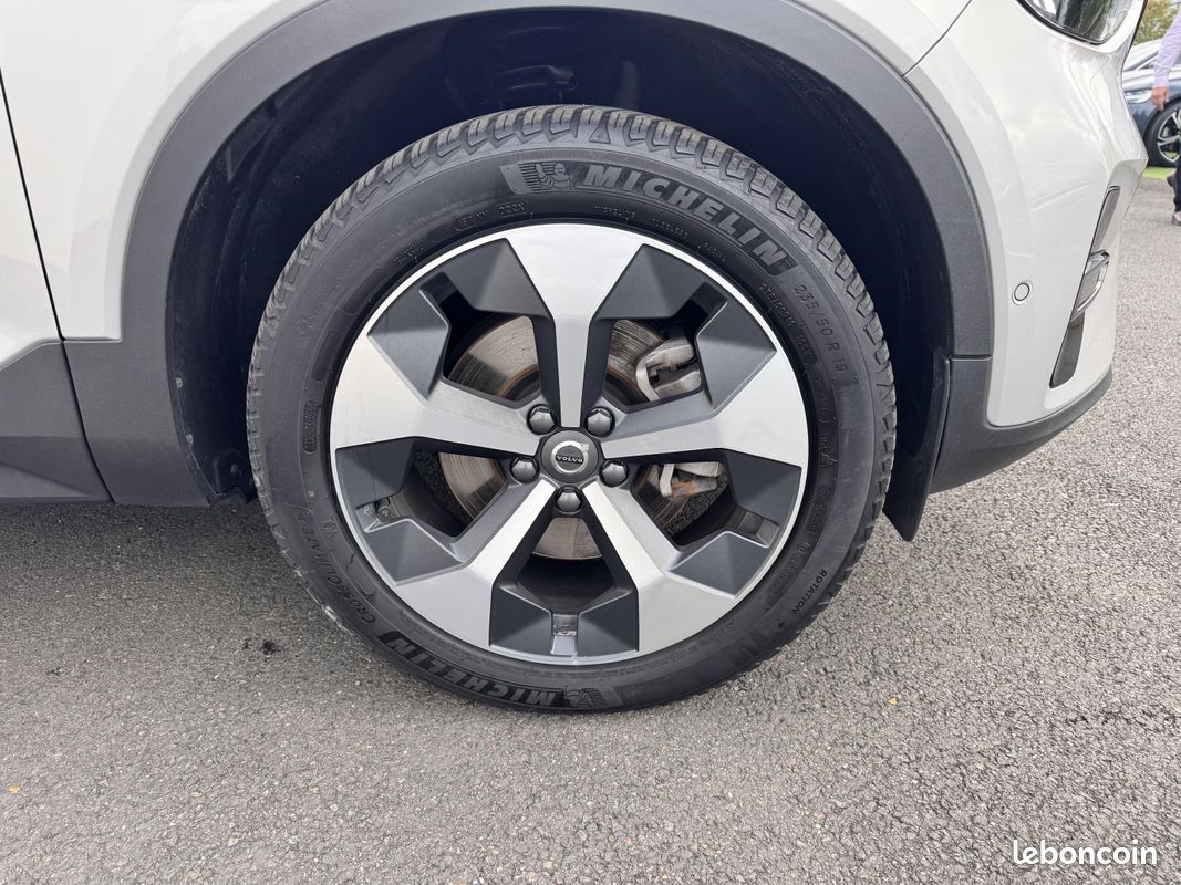 VOLVO XC40 B3 163 ch DCT7 Ultra (image 5)