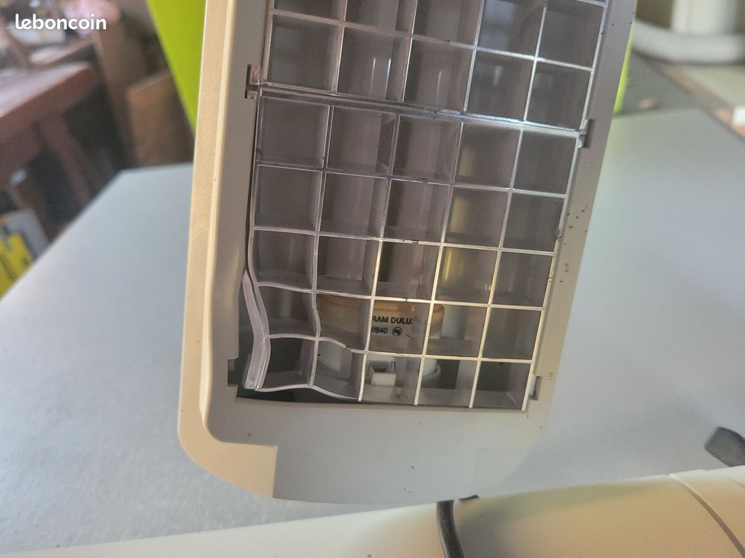 Lampe Waldmann (image 2)