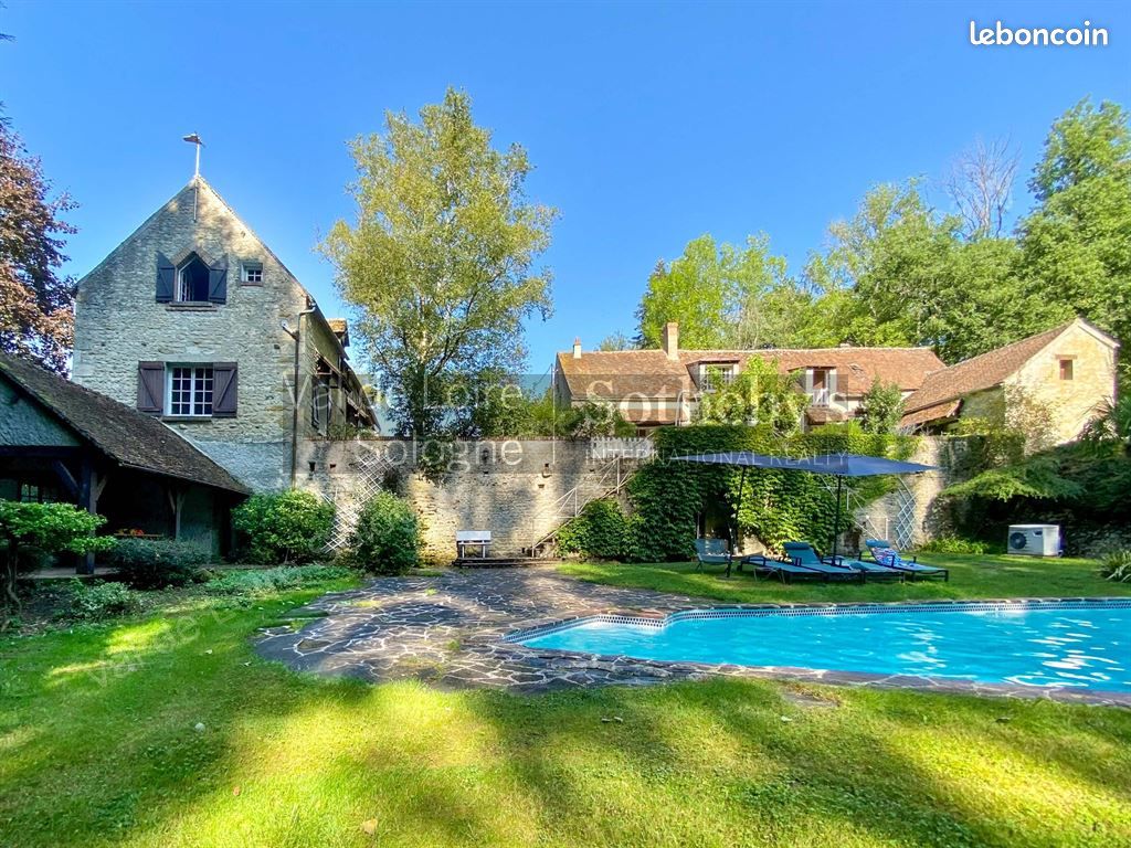 Maison 7 pièces 250 m² · à Estouy · 250 m² · 570 000 €