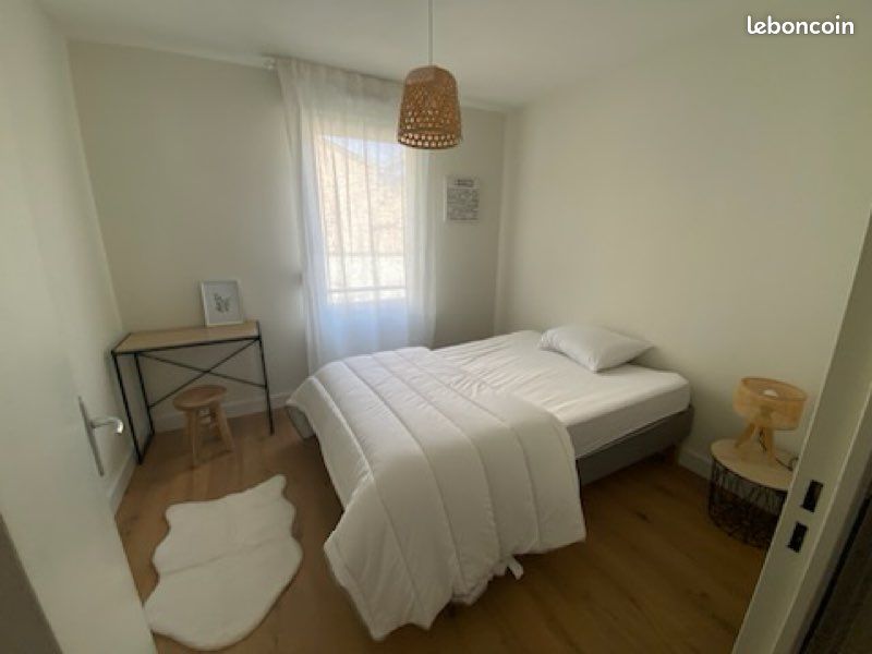 Appartement 5 pièces 77 m² · à Clermont-Ferrand · 77 m² · 440 €/mois