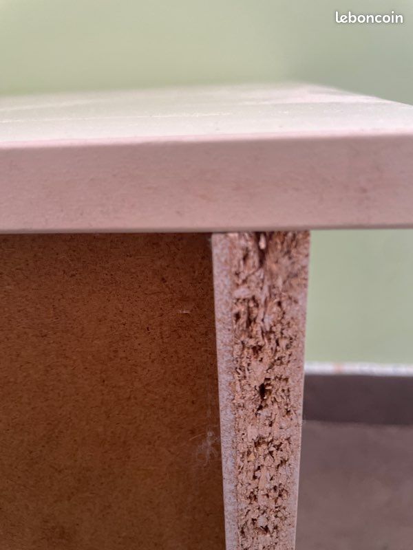 Lot de deux tables de nuit blanches (image 5)