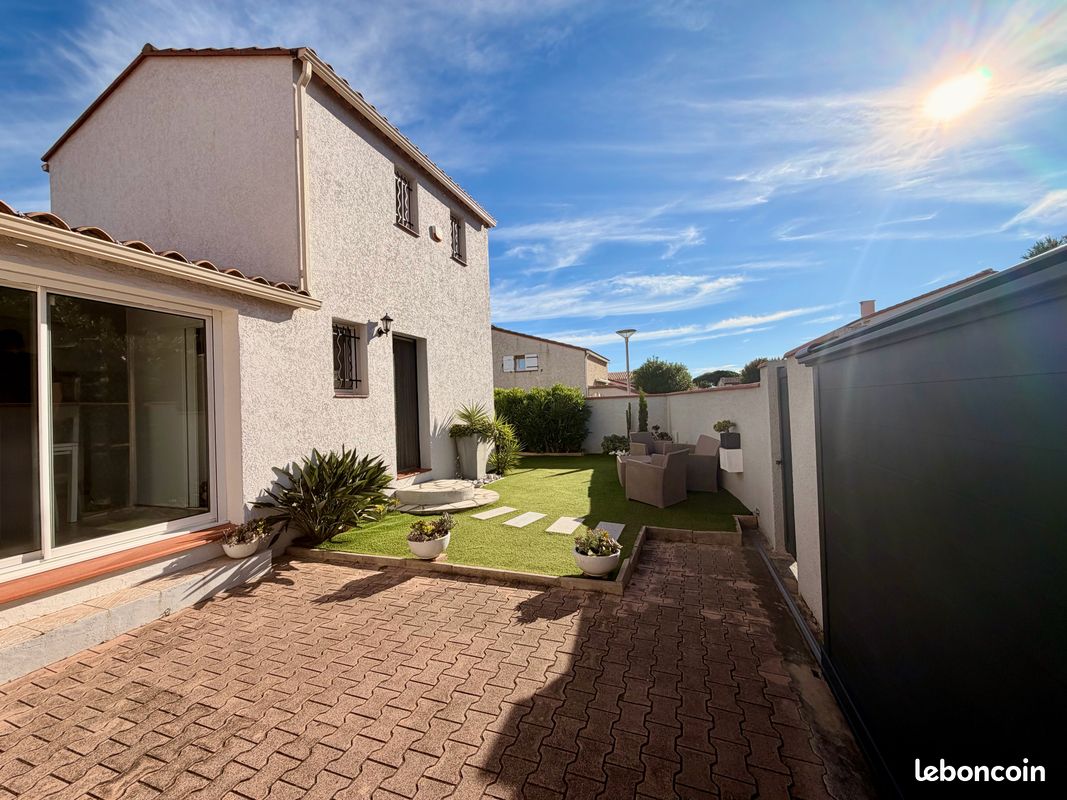 Maison 3 pièces 70 m² · à Sainte-Marie-la-Mer · 70 m² · 250 000 €