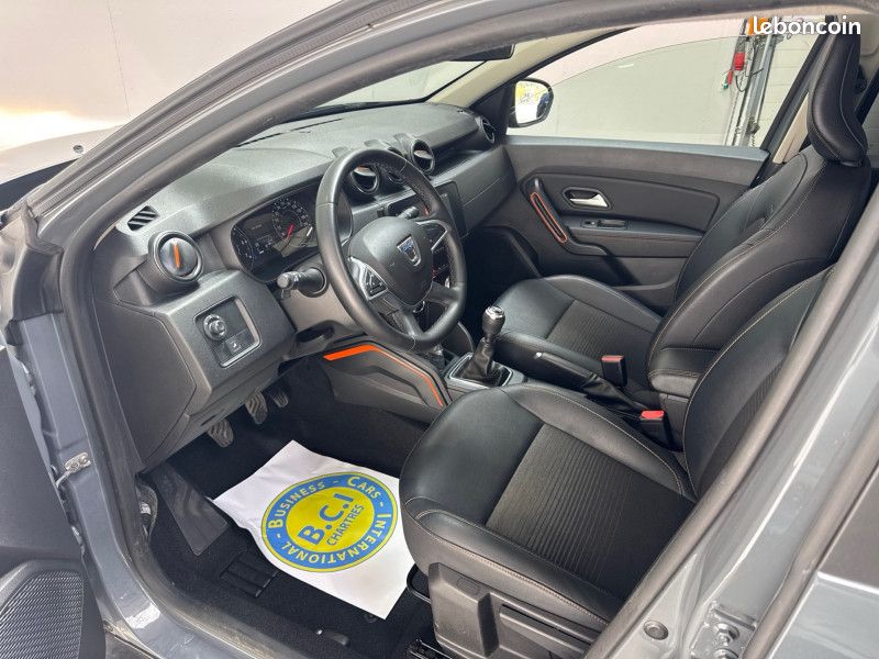 Dacia DUSTER 1.5 BLUE DCI 115CH EXTREME 4X2 (image 6)