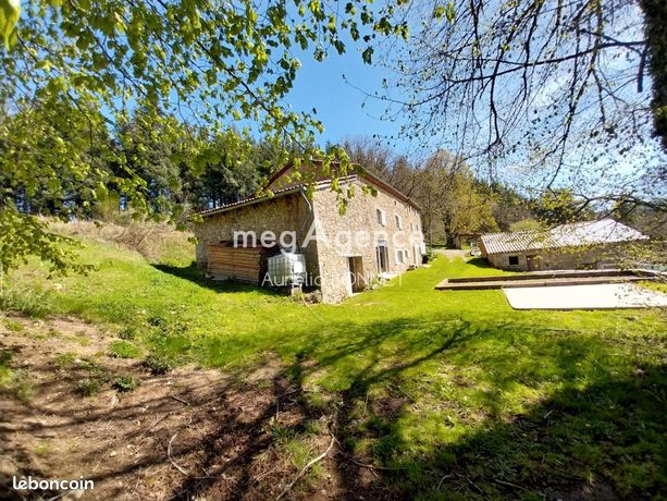 Propriété 7 pièces 170 m²