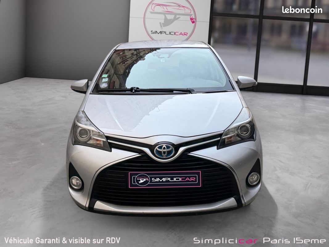 TOYOTA YARIS Hybride 100 ch Dynamic Caméra De Recul Radar De Recul Ouverture Fermeture sans clé Keyless GPS Boîte Auto Garantie 12 mois (image 5)