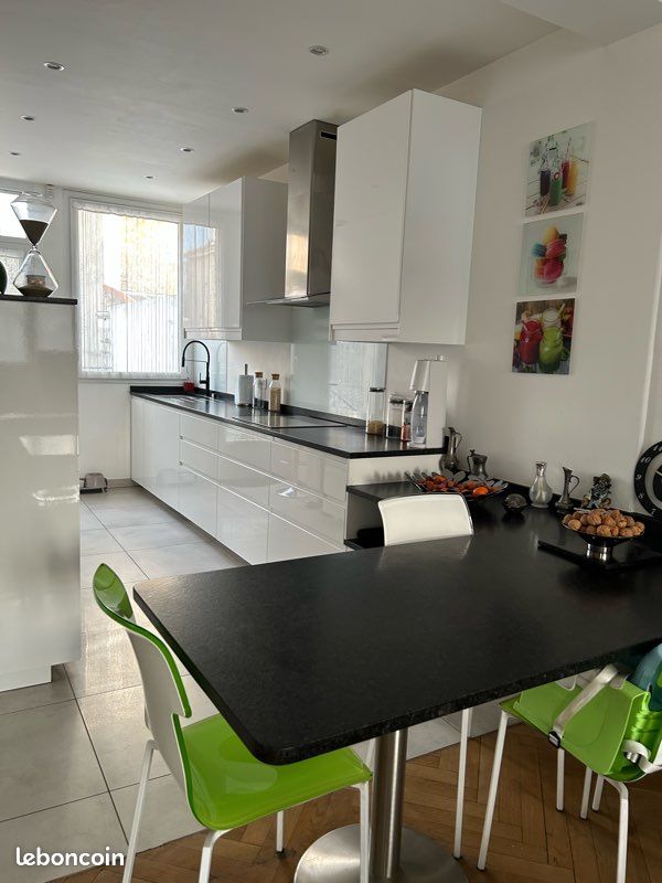 Maison 6 pièces 130 m² · à Bois-Colombes · 130 m² · 900 000 €