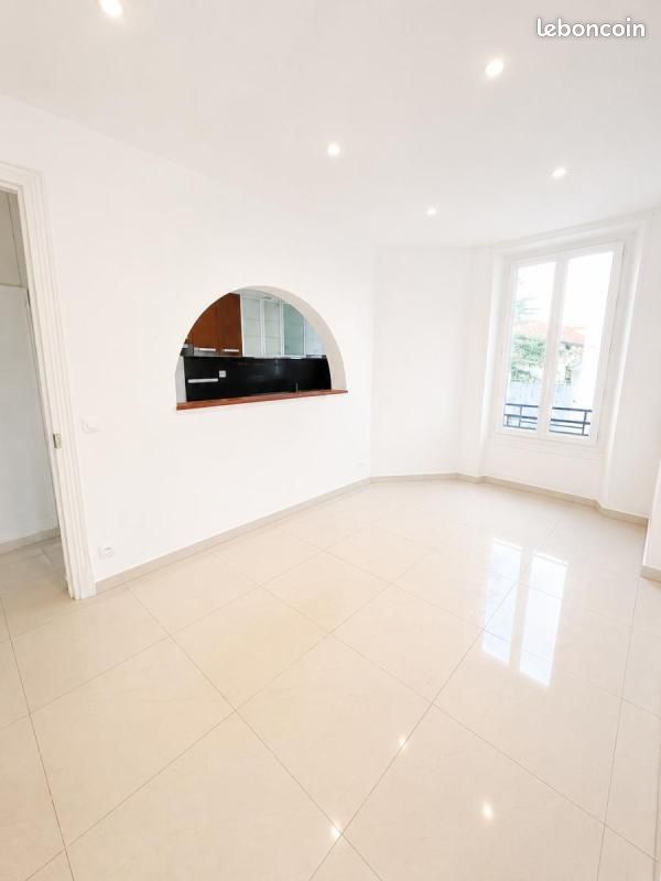 Appartement 2 pièces 39 m² · à Enghien-les-Bains · 39 m² · 200 000 €