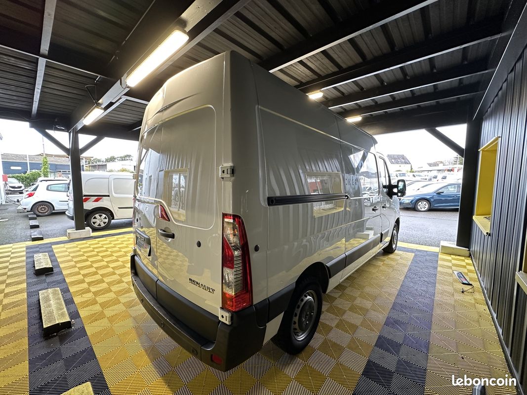 Renault MASTER III FG F3300 L2H2 2.3 DCI 135CH CONFORT EURO6 (image 4)