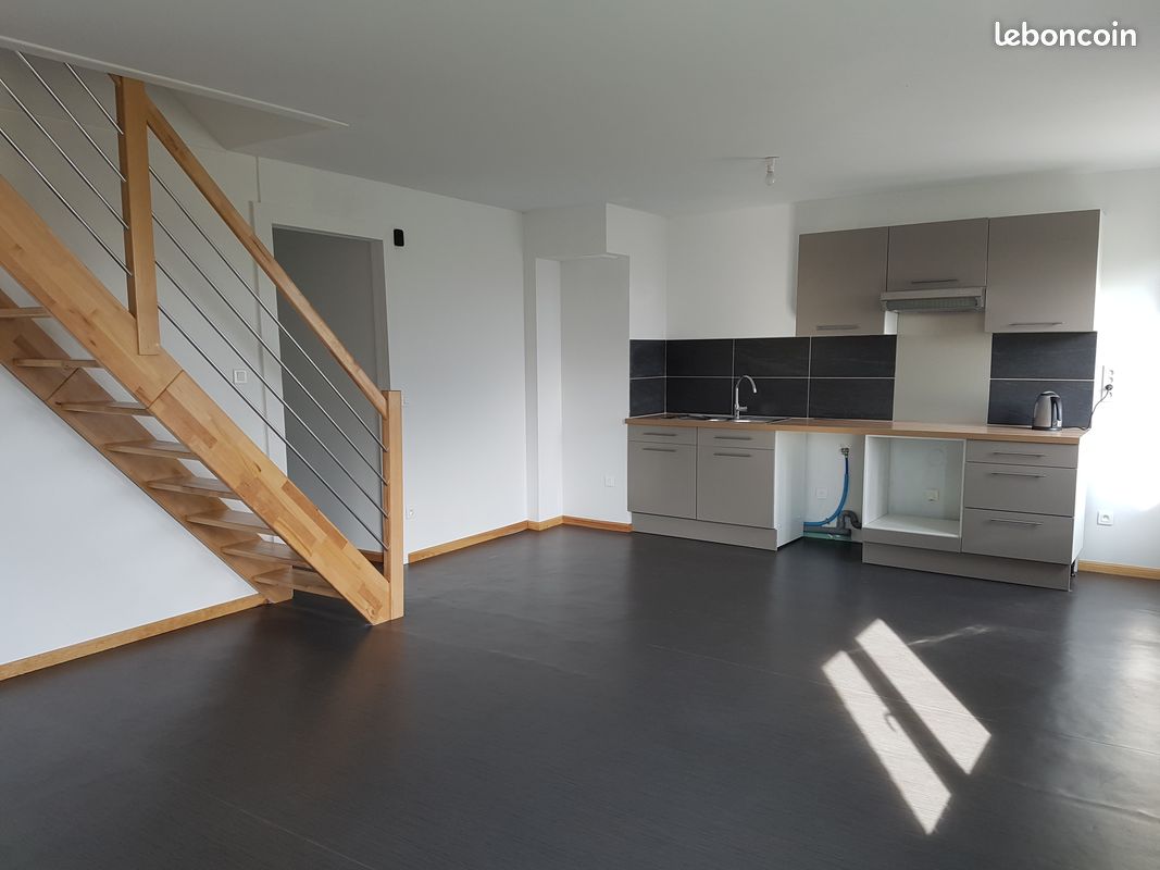 Appartement 4 pièces 73 m² · à Wavrin · 73 m² · 825 €/mois