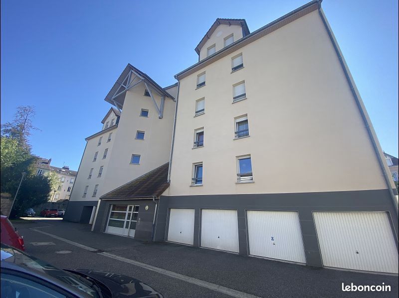 Appartement 2 pièces 53 m² · à Lons-le-Saunier · 53 m² · 700 €