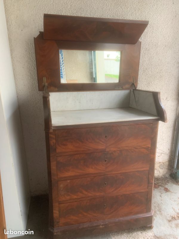 Meuble de toilette ancien (image 1)