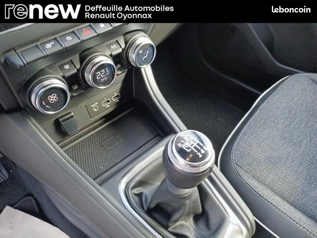 Renault Captur techno mild hybrid 140 (image 16)