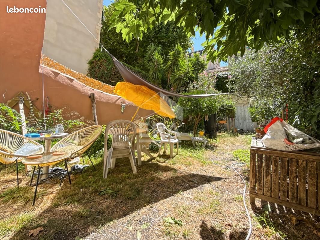 Appartement 2 pièces 63 m² · à Marseille · 63 m² · 296 000 €