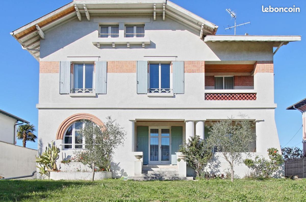 Maison 7 pièces 273 m² · à Dax · 273 m² · 729 000 €