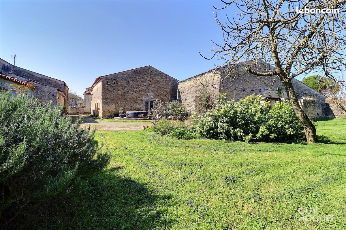 Maison 4 pièces 140 m² · à La Devise · 140 m² · 297 000 €