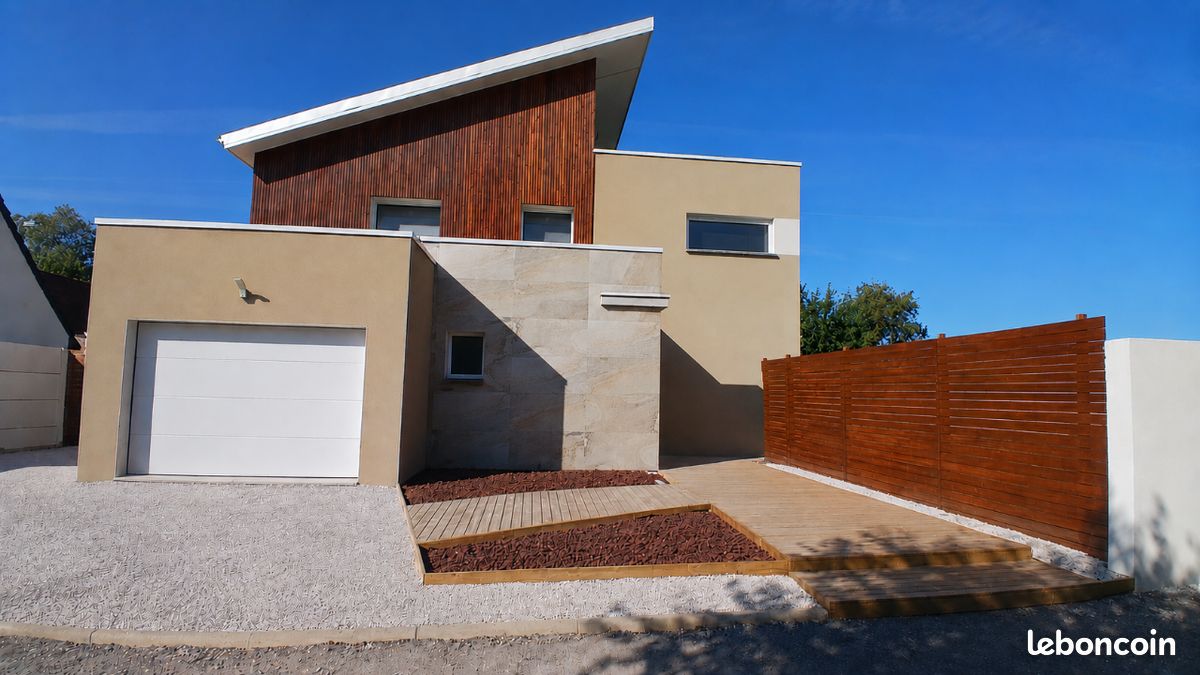 Maison 6 pièces 140 m² · à Esquerchin · 140 m² · 429 000 €