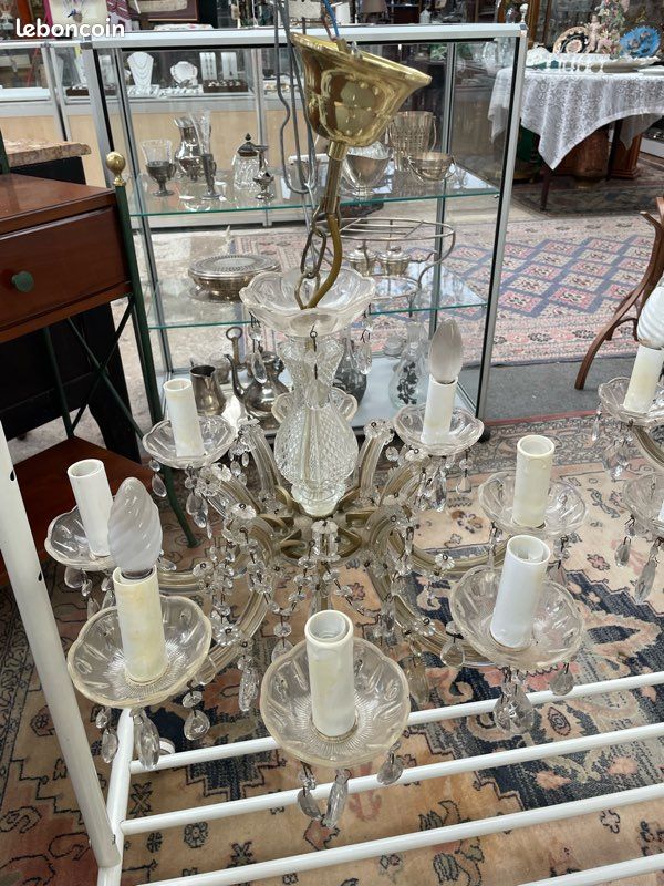 Lustre (image 1)