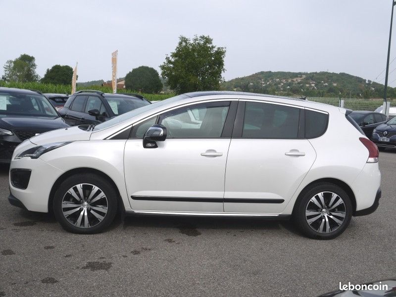 Peugeot 3008 HYBRID4 2.0 E-HDI FAP STYLE II ETG6 + ELECTRIC 37CH / ATTELAGE (image 4)