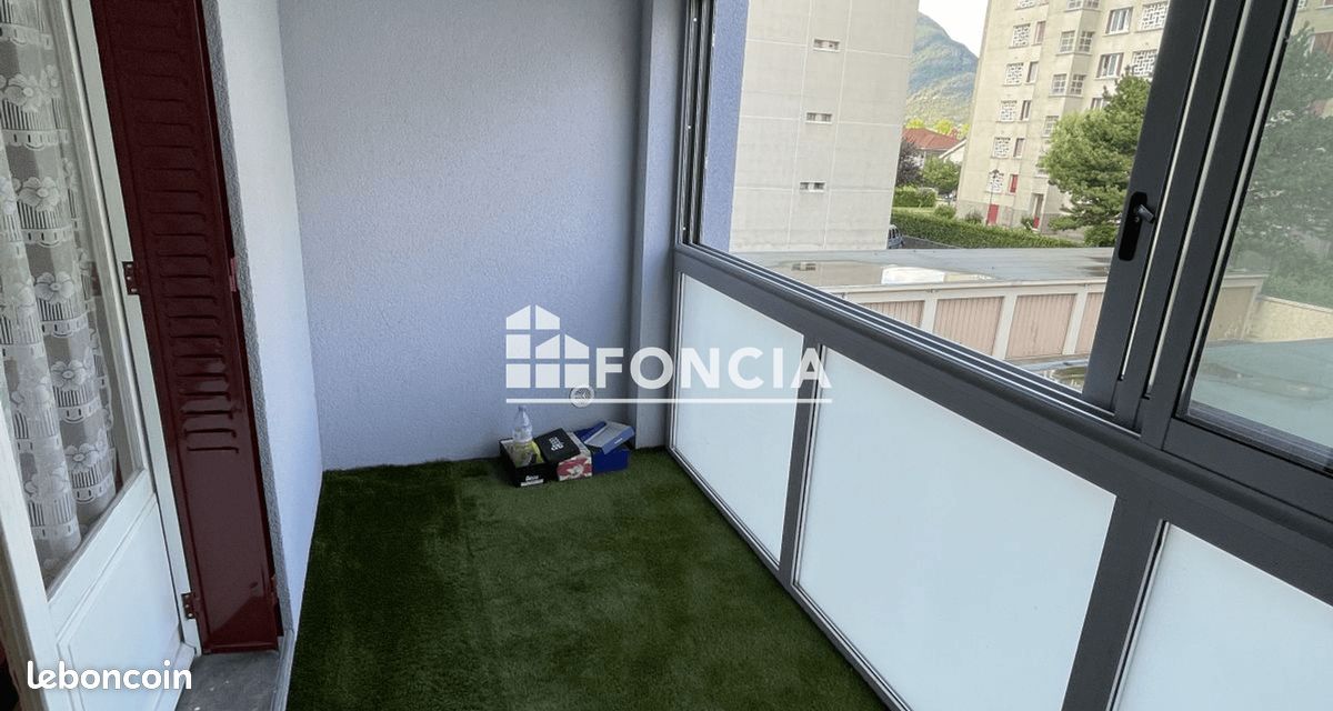 Appartement 2 pièces 54 m² · à Fontaine · 54 m² · 610 €/mois