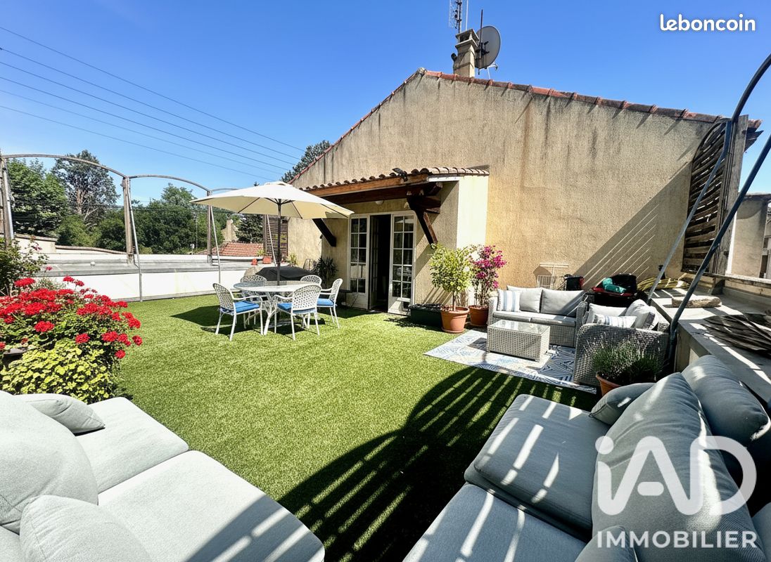 Maison 6 pièces 209 m² · à Orange · 209 m² · 315 000 €