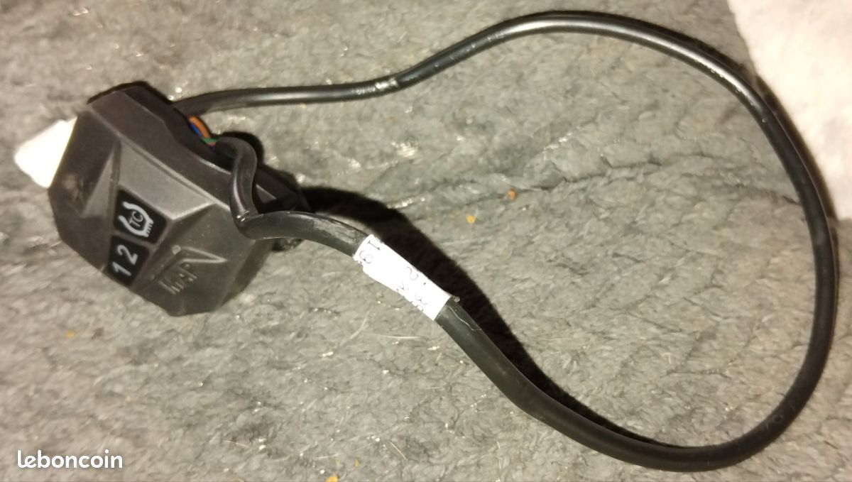 Comodo droit gauche bouton switch ktm 690 enduro r 2024 (image 3)