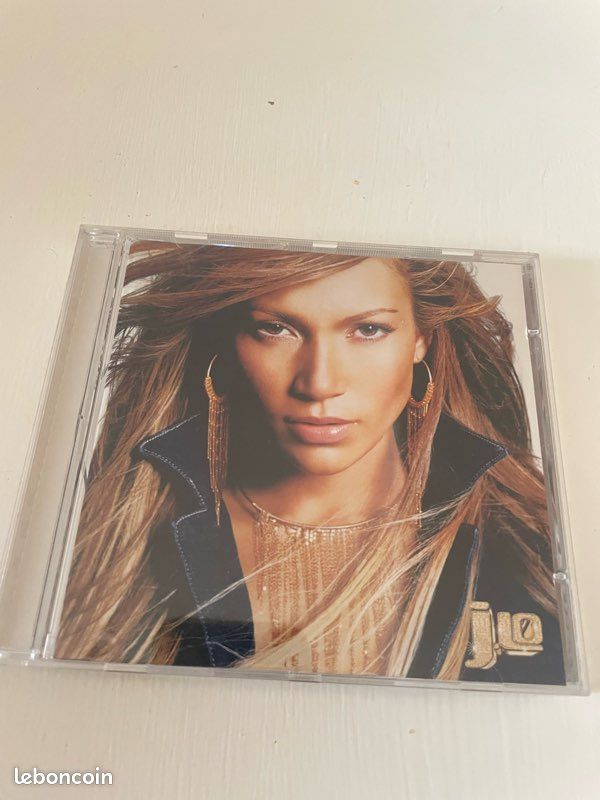 JLO cd (image 1)