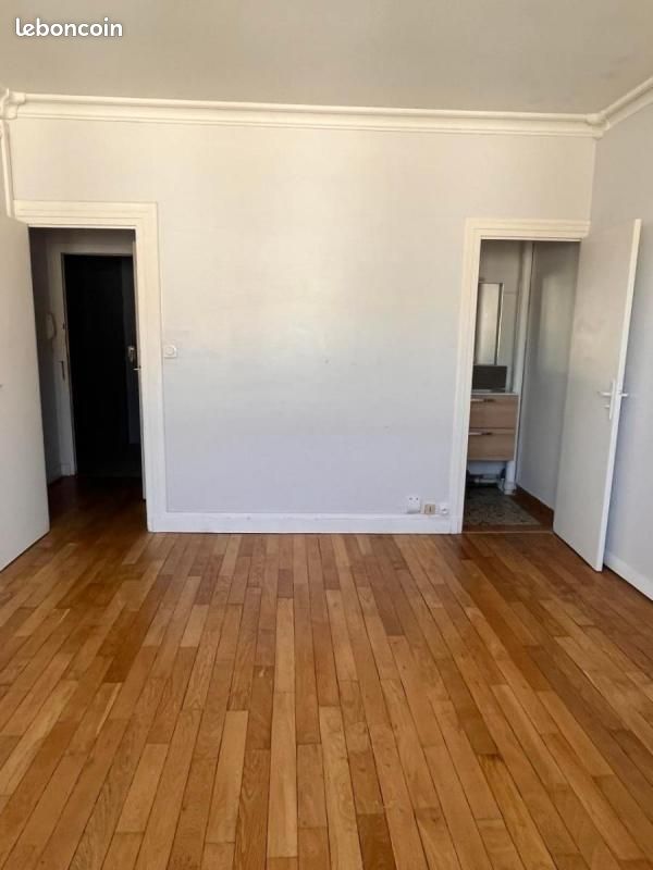 Studio 1 pièce 29 m² - Limoges 87000 (image principale 0)