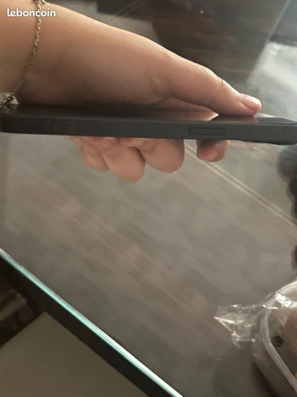 IPhone 13 (image 3)