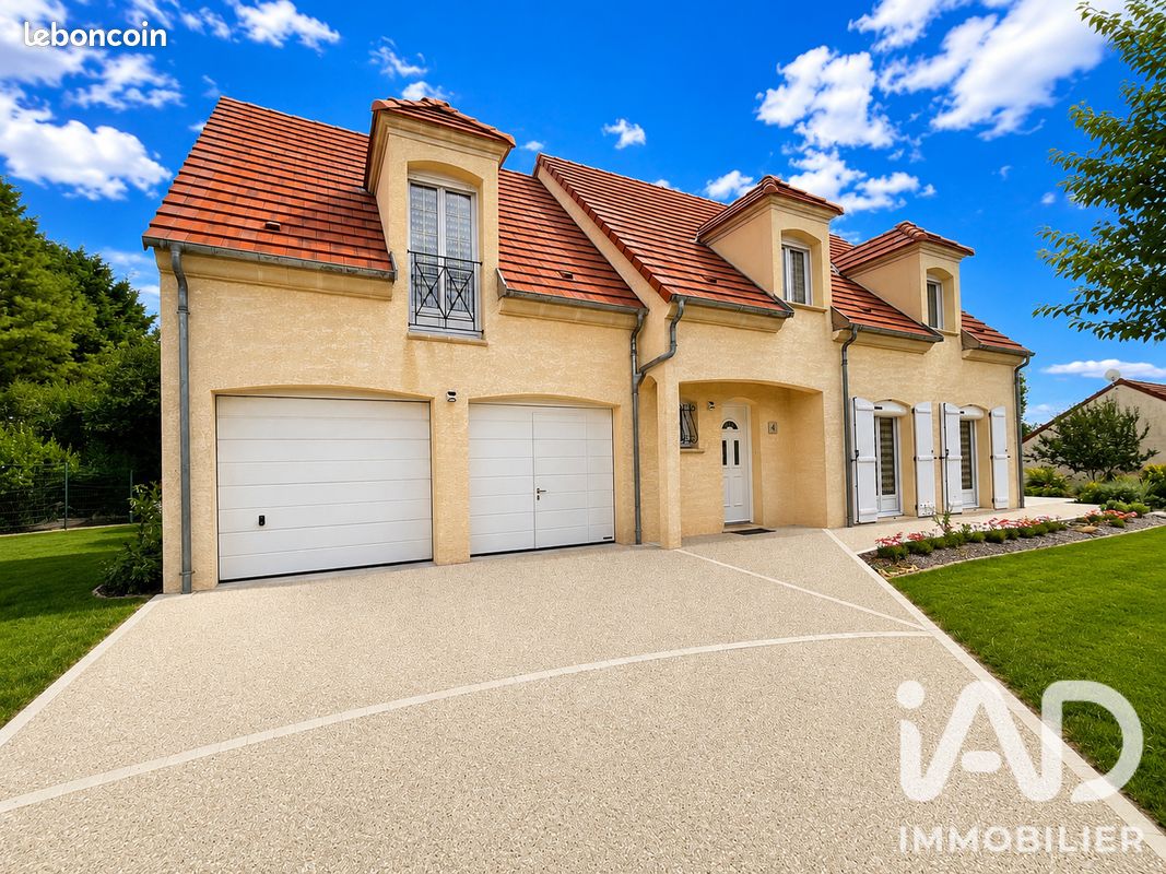Maison 7 pièces 161 m² · à Paron · 161 m² · 378 900 €