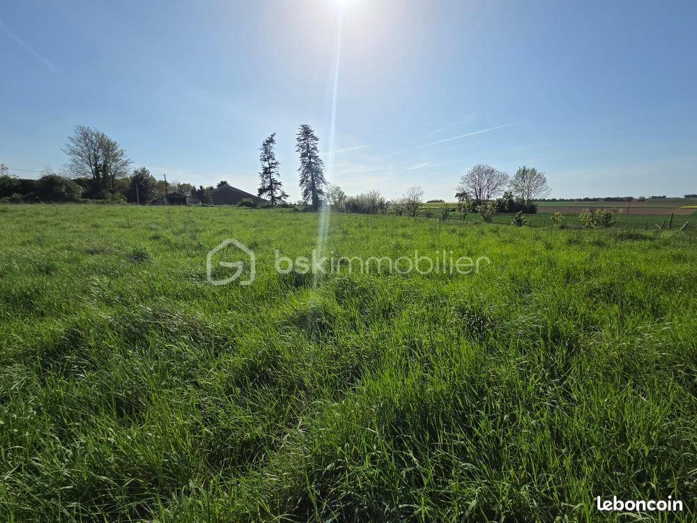 Terrain 1150 m² · à Xanton-Chassenon · 15 080 €