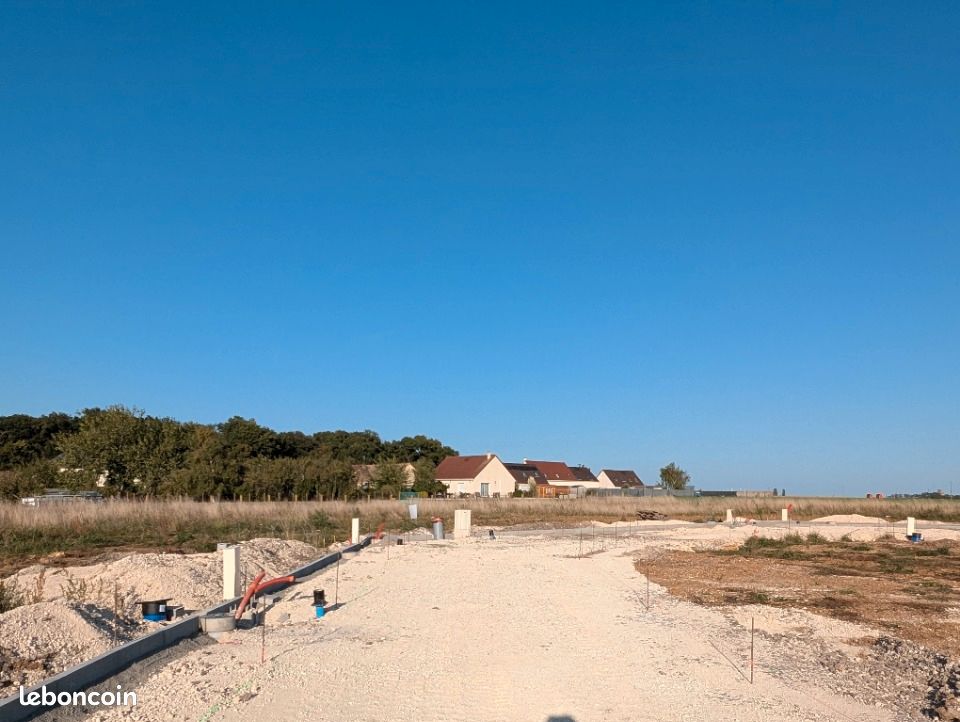 Terrain 350 m² Dourdan · 85 000 €